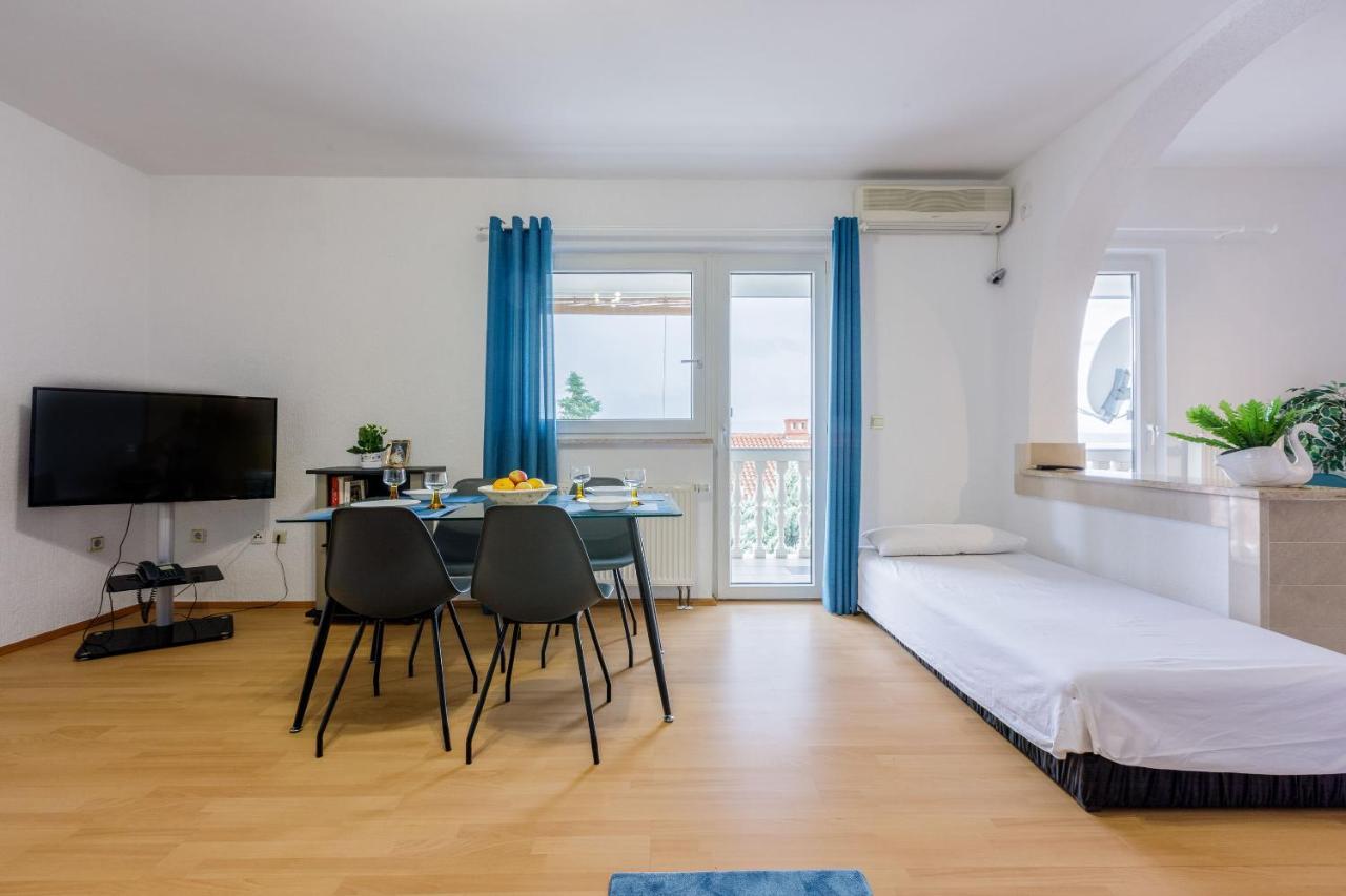 Apartments Anita Novi Vinodolski Luaran gambar